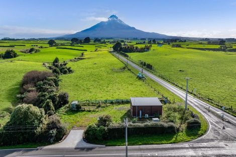 Photo of property in 1790 Eltham Road, Riverlea, Hawera, 4679