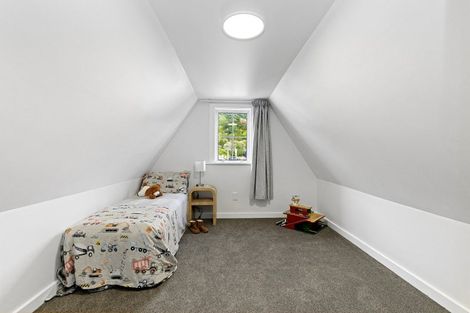Photo of property in 117 Horoeka Street, Stokes Valley, Lower Hutt, 5019