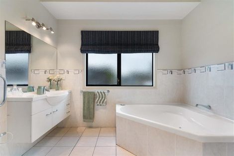 Photo of property in 214 Leander Road, Whangamata, 3620