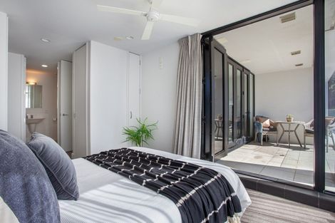Photo of property in 16 Adams Avenue, Mount Maunganui, 3116