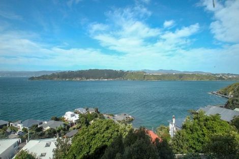 Photo of property in 4/39 Grafton Road, Roseneath, Wellington, 6011