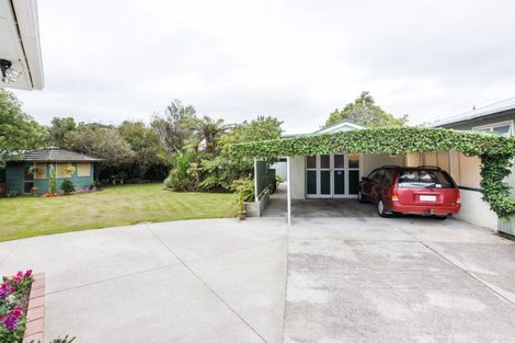 Photo of property in 4 Duna Place, Takaro, Palmerston North, 4412