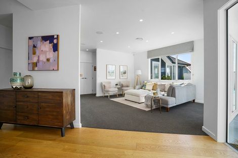 Photo of property in 12 Mike Smith Drive, Cambridge, 3434