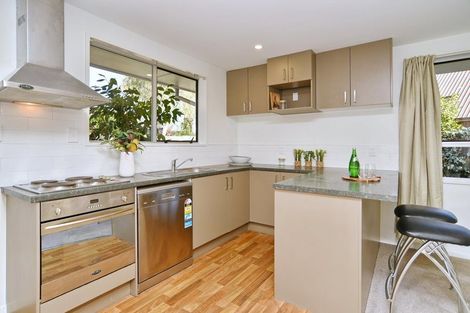 Photo of property in 2/21 Wyatt Place, Russley, Christchurch, 8042