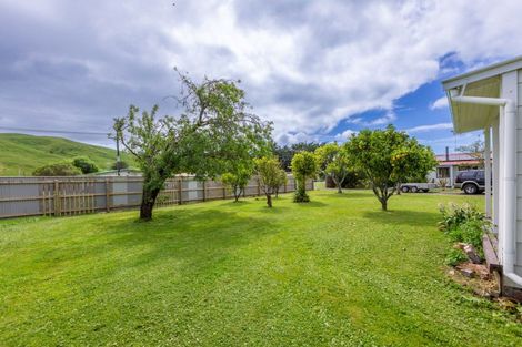 Photo of property in 24 Dundas Street, Porangahau, 4293