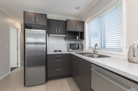 Photo of property in 198 Marine Parade, Mount Maunganui, 3116