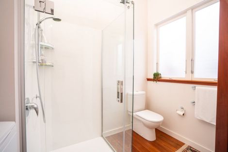 Photo of property in 32 Wade Street, Wadestown, Wellington, 6012