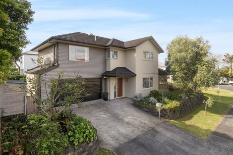 Photo of property in 17 Spinnaker Drive, Te Atatu Peninsula, Auckland, 0610