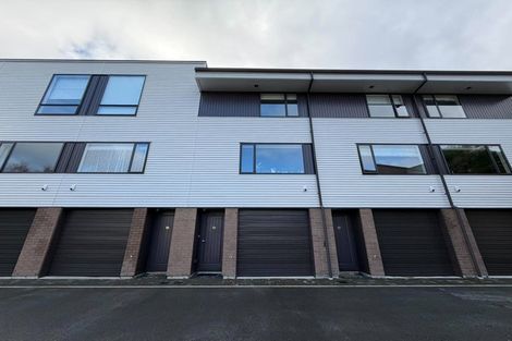 Photo of property in 18/8 Thatcher Crescent, Crofton Downs, Wellington, 6035
