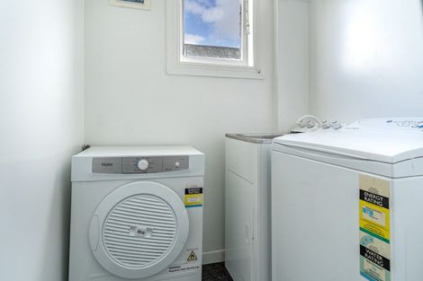 Photo of property in 27 Arthur Street, Winton, 9720