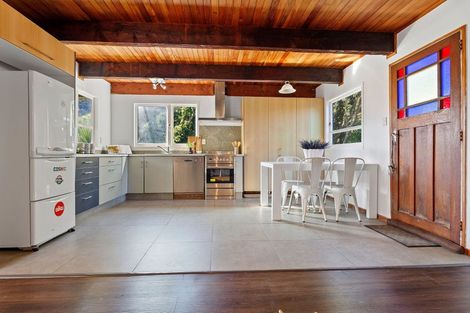 Photo of property in 6 Estuary Street, Makara Beach, Karori, 6972