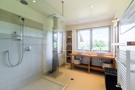 Photo of property in 5 Ridgecrest, Wanaka, 9305