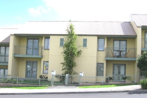 Photo of property in 5 Mt Lebanon Lane, Henderson, Auckland, 0612