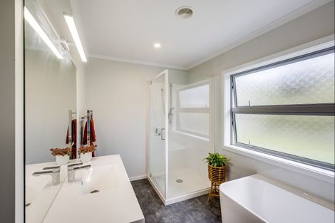 Photo of property in 66 Avery Road, Eskdale, Napier, 4182