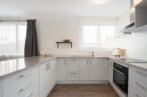 Photo of property in 16 Leander Street, Mount Maunganui, 3116