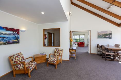 Photo of property in 6 Kotuku Drive, Paraparaumu Beach, Paraparaumu, 5032