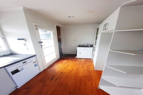 Photo of property in 84 Weldene Avenue, Glenfield, Auckland, 0629
