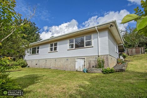 Photo of property in 11 Ogle Crescent, Te Kamo, Whangarei, 0112