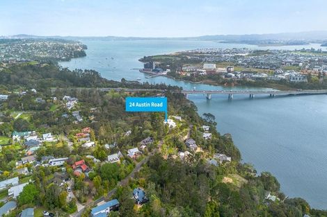 Photo of property in 24 Austin Road, Greenhithe, Auckland, 0632