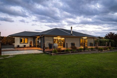 Photo of property in 662 Aorangi Road, Maraekakaho, Hastings, 4171