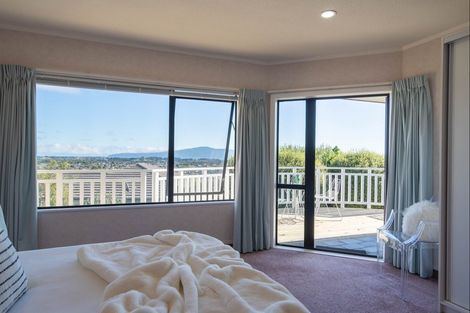 Photo of property in 11 Kea Street, Waikanae, 5036