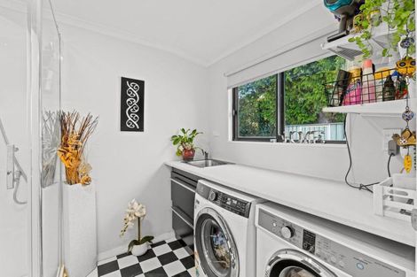 Photo of property in 2c Saint Leonard Street, Saint Johns Hill, Whanganui, 4501