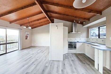 Photo of property in 35 Eureka Place, Parahaki, Whangarei, 0112