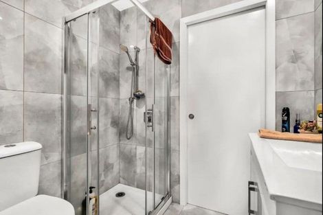 Photo of property in 127 Rowandale Avenue, Manurewa, Auckland, 2102