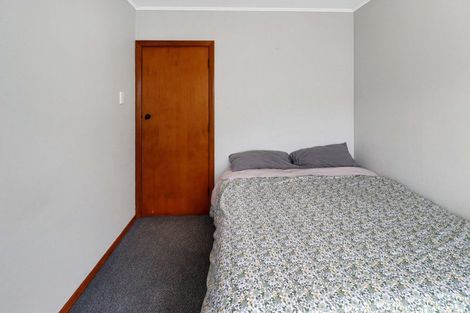 Photo of property in 15 Eldon Grove, Taita, Lower Hutt, 5019