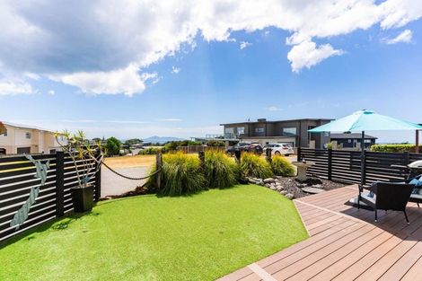 Photo of property in 8 Cornwall Way, Mangawhai Heads, Mangawhai, 0505
