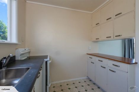 Photo of property in 2/77 Collier Avenue, Karori, Wellington, 6012
