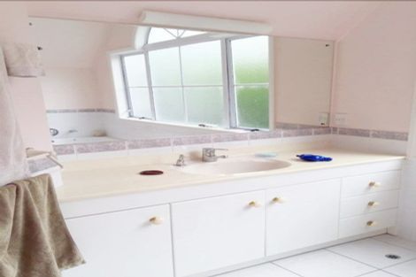 Photo of property in 4 Gracechurch Drive, Flat Bush, Auckland, 2016