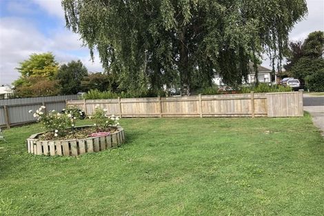 Photo of property in 702 Massey Road, Mangere, Auckland, 2022