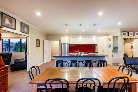 Photo of property in 23 Galea Grove, Kelvin Grove, Palmerston North, 4414