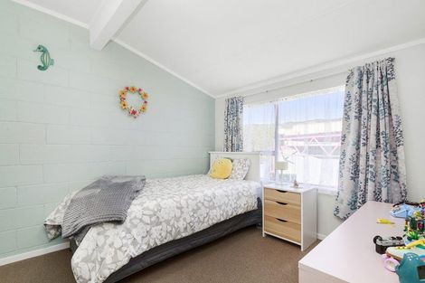 Photo of property in 3/29 Main Road, Tawa, Wellington, 5028