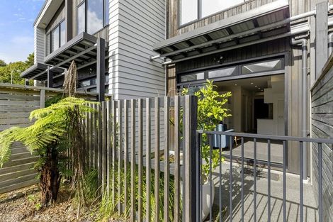 Photo of property in 5 Glen Evans Crescent, Fairfield, Lower Hutt, 5011
