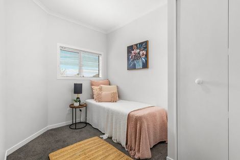 Photo of property in 24 Duncan Street, Tawa, Wellington, 5028