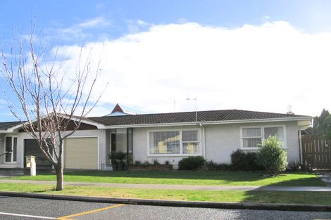 Photo of property in 2/902 Willowpark Road North, Mayfair, Hastings, 4122