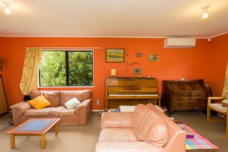 Photo of property in 126 Hillcrest Drive, Kelvin Grove, Palmerston North, 4414
