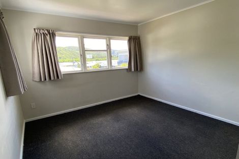 Photo of property in 95 Farmer Crescent, Taita, Lower Hutt, 5011
