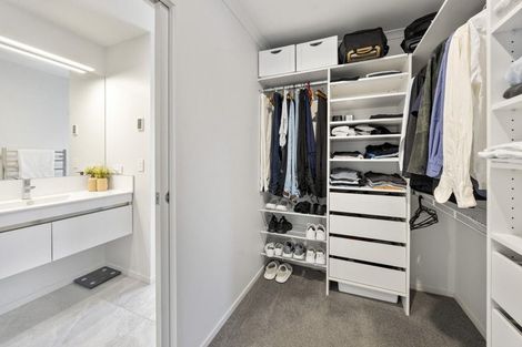 Photo of property in 30b Sycamore Grove, Lower Vogeltown, New Plymouth, 4310