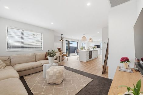 Photo of property in 31 Meadow View Drive, Belfast, Christchurch, 8051