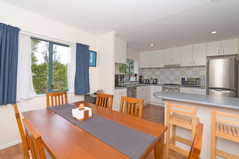 Photo of property in 27 Milan Drive, Glen Eden, Auckland, 0602