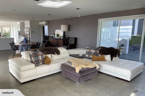 Photo of property in 6 Stoneyridge Close, Mount Pleasant, Christchurch, 8081