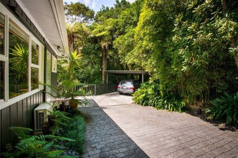 Photo of property in 169 Scenic Drive, Titirangi, Auckland, 0604