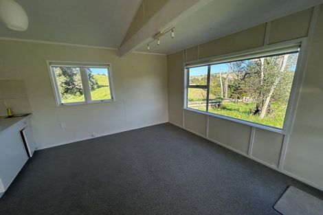 Photo of property in 158 Paparoa Station Road, Paparoa, 0571