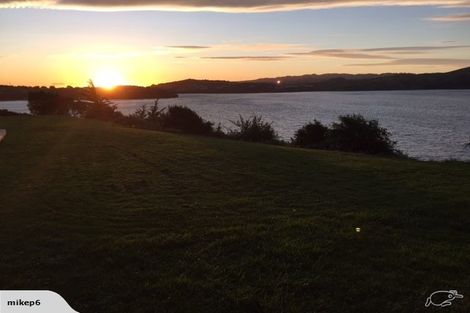 Photo of property in 300a Paremata Road, Whitby, Porirua, 5381