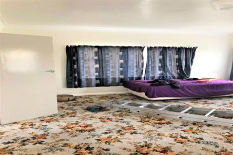 Photo of property in 595 Queen Street East, Levin, 5510