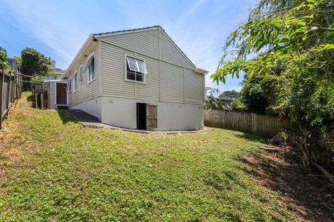 Photo of property in 23b Kamara Road, Glen Eden, Auckland, 0602