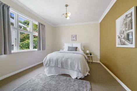 Photo of property in 15 Fitzroy Street, Wadestown, Wellington, 6012